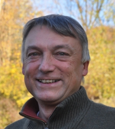 Dr. Peter W. W. Lurz