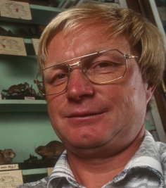 Prof. Dr. Rolf Gattermann